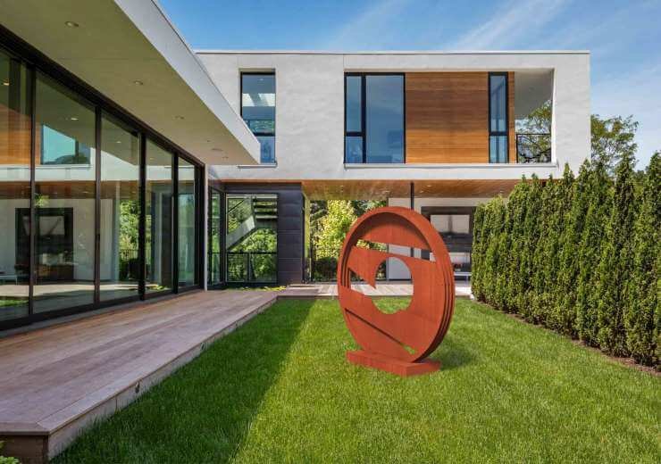 DISC kültéri szobor