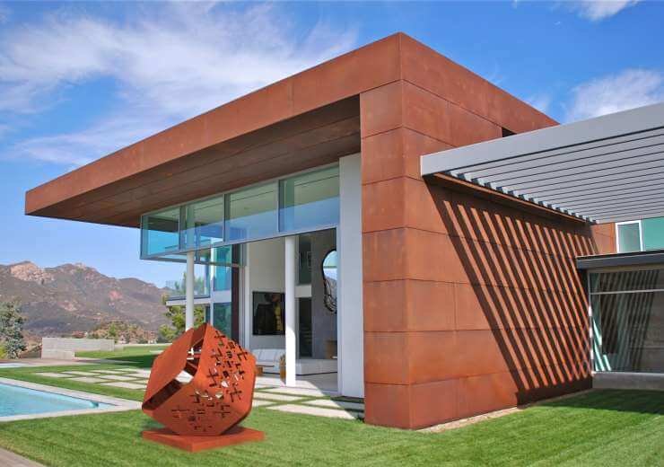 CUBE kültéri szobor