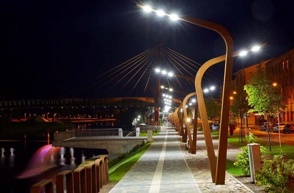 Közterületi és parkvilágítás