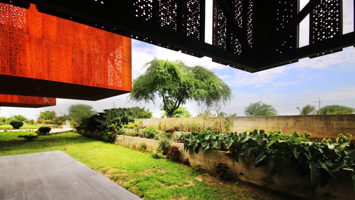 Perforált Corten acél homlokzatburkolathoz