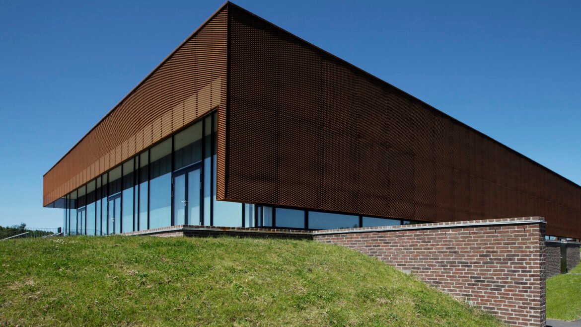 Expandált Corten acél homlokzatburkolathoz